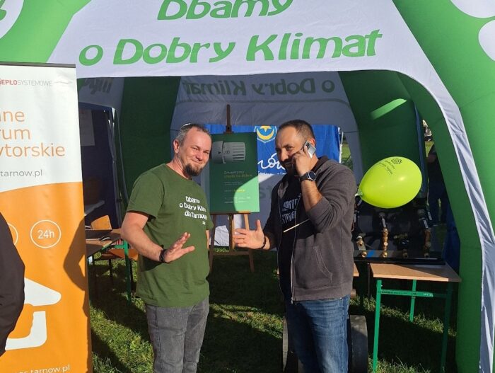 osoby na pikniku babie lato